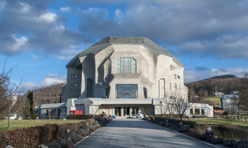 Architettura svizzera: il Goetheanum di Dornach